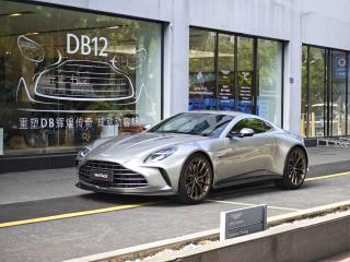 Aston-martin V8_vantage