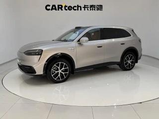 Wenjie M