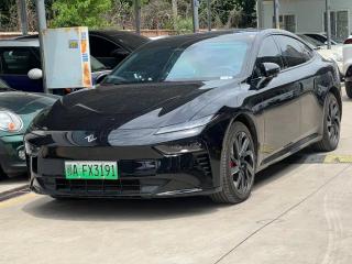 E-pi Sedan