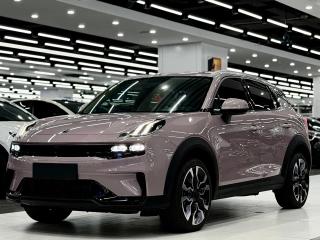Lynk&co 06