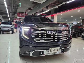 GMC Sierra