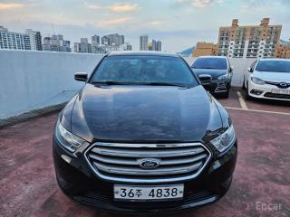 Ford Taurus