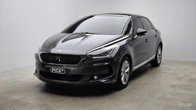 Citroen-DS DS5