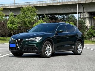 Giulia Stelvio