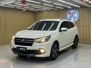 Venucia T70
