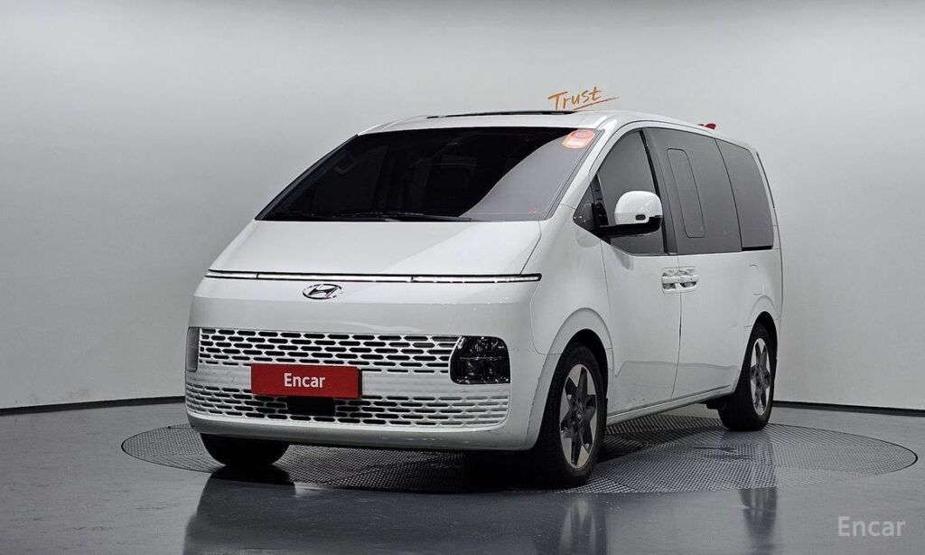 Hyundai Staria 2023