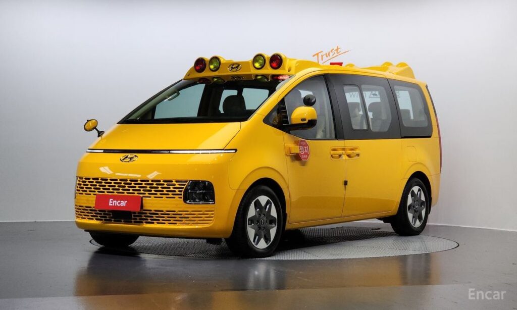 Hyundai Staria 2023