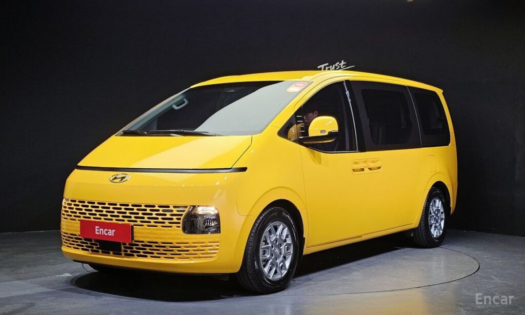 Hyundai Staria 2022