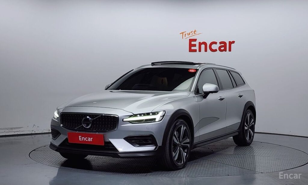 Volvo V60 2020