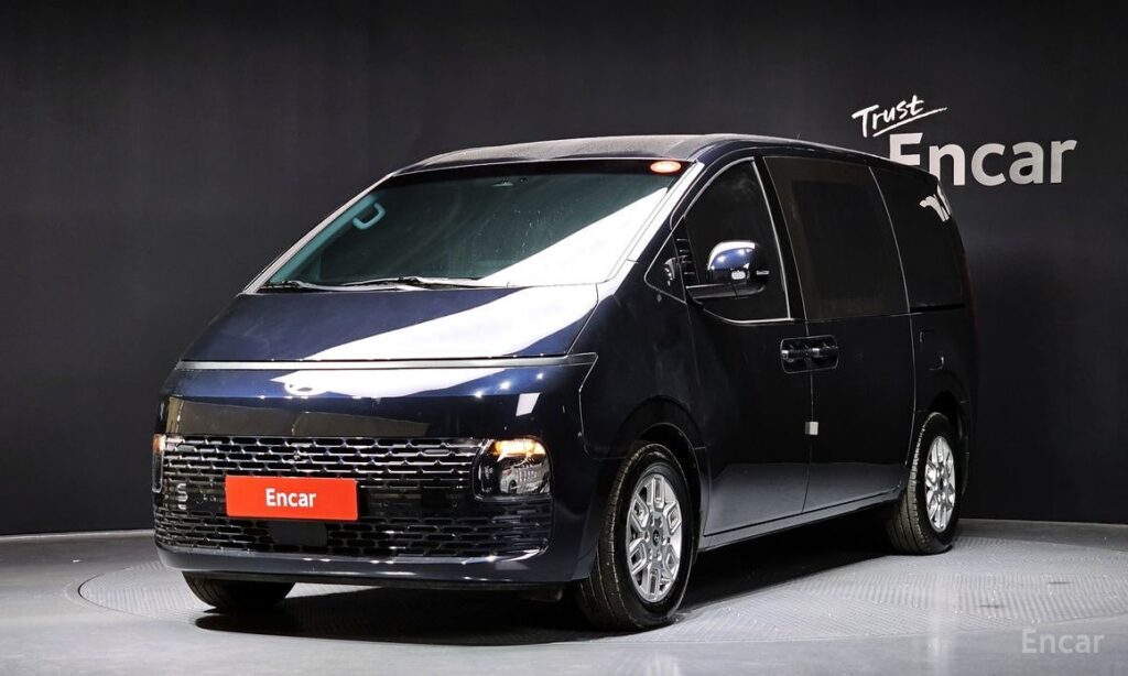 Hyundai Staria 2025
