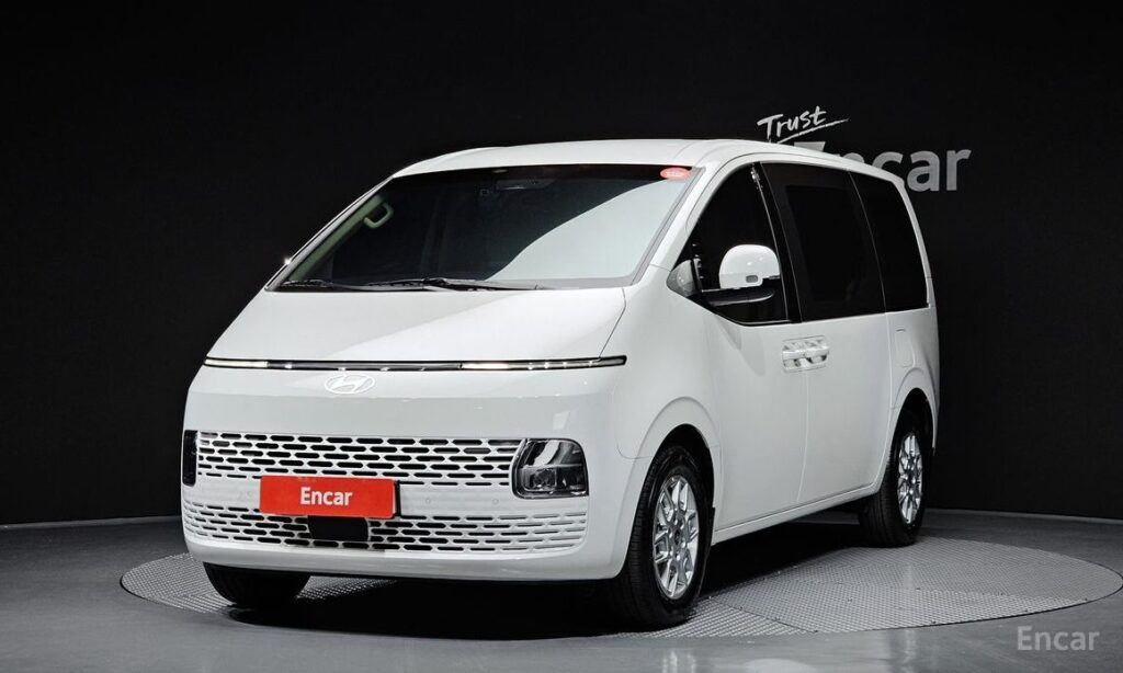 Hyundai Staria 2025