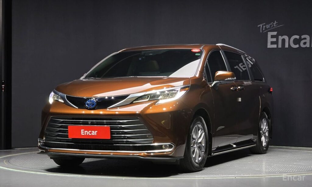 Toyota Sienna 2023