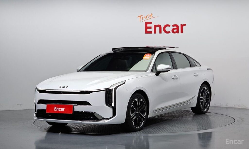 Kia K8 2025