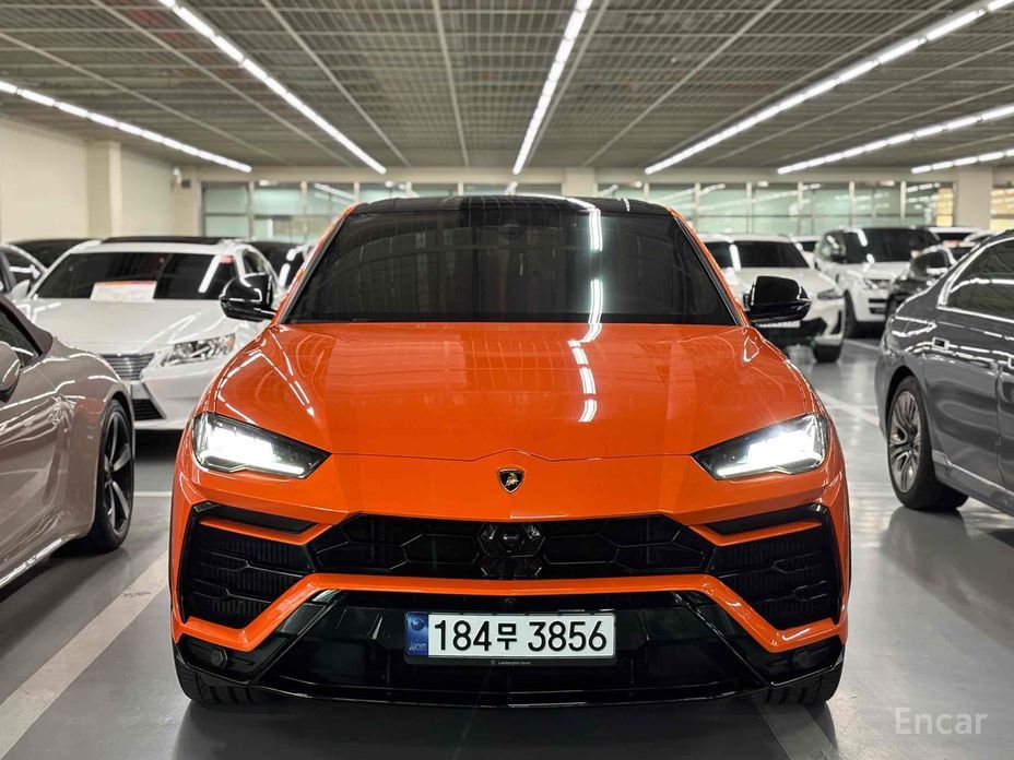 Lamborghini Urus 2020