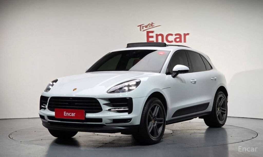 Porsche Macan 2021