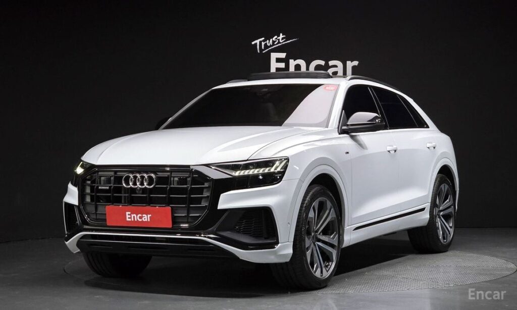 Audi Q8 2023