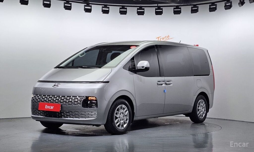 Hyundai Staria 2022