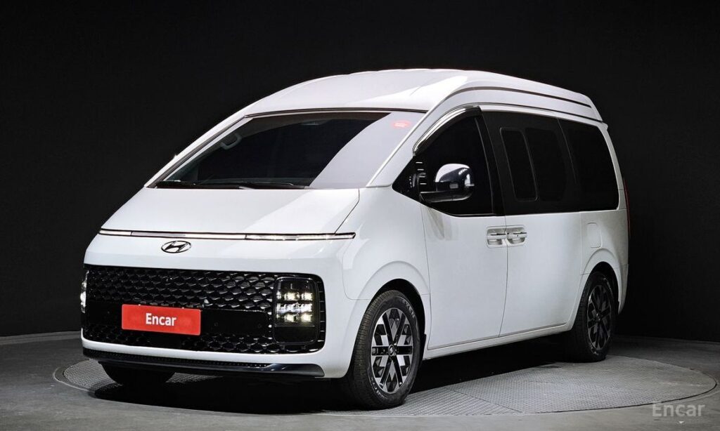 Hyundai Staria 2023