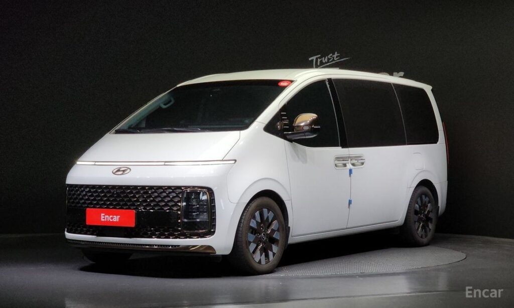 Hyundai Staria 2023