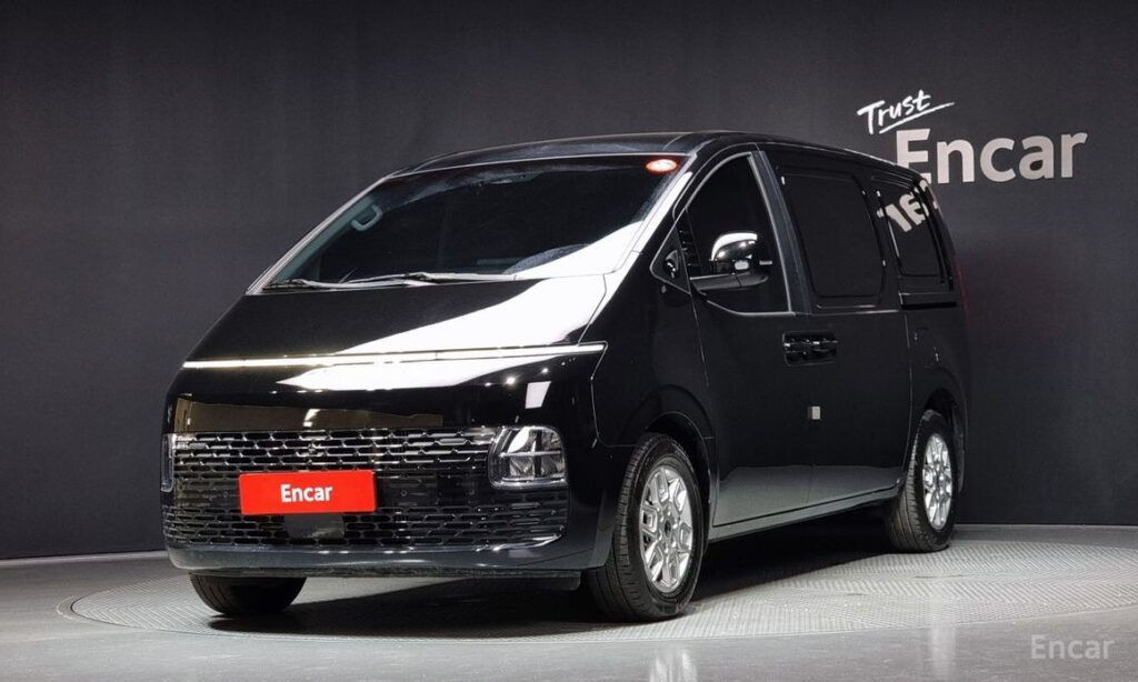 Hyundai Staria 2025