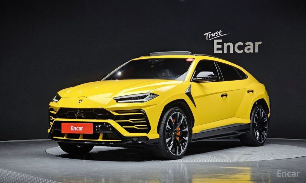 Lamborghini Urus 2021