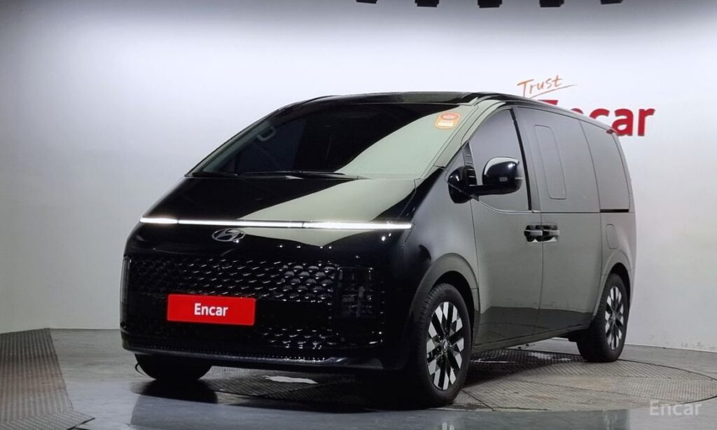 Hyundai Staria 2025