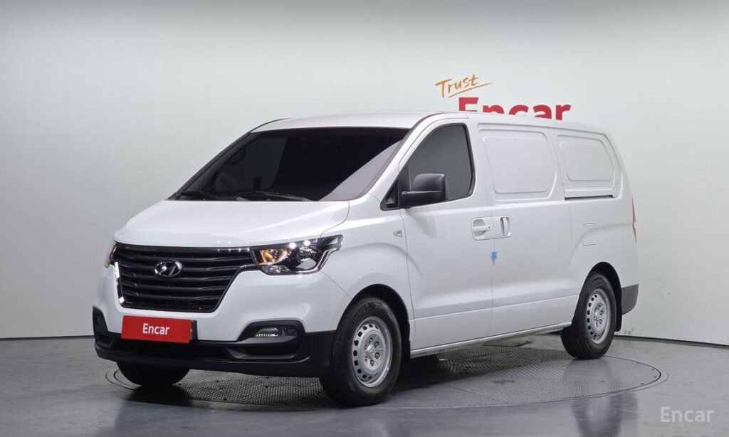 Hyundai Starex 2021