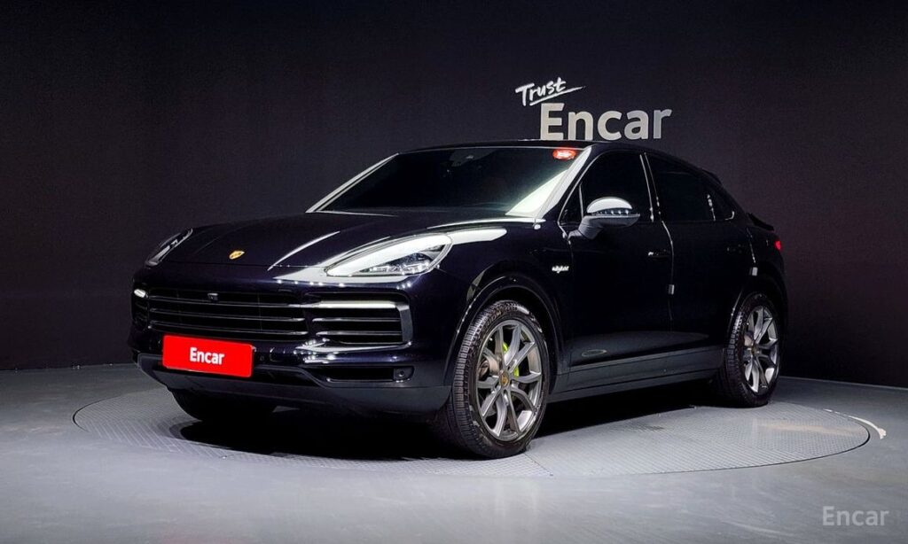 Porsche Cayenne 2021