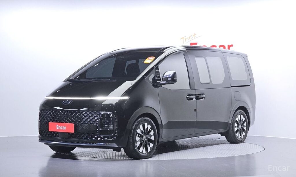 Hyundai Staria 2025