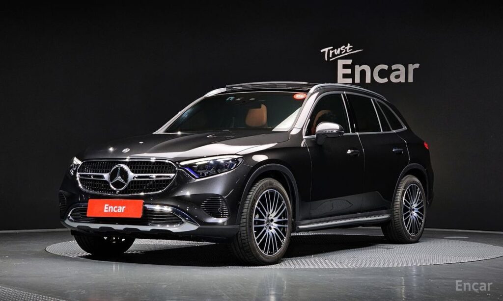 Mercedes-Benz GLC-Class 2023