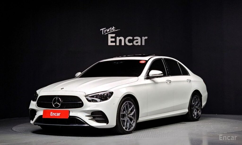 Mercedes-Benz E-Class 2023