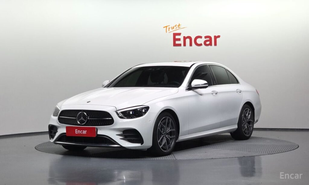 Mercedes-Benz E-Class 2021