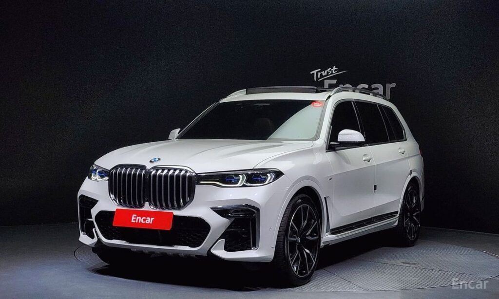 BMW X7 2021