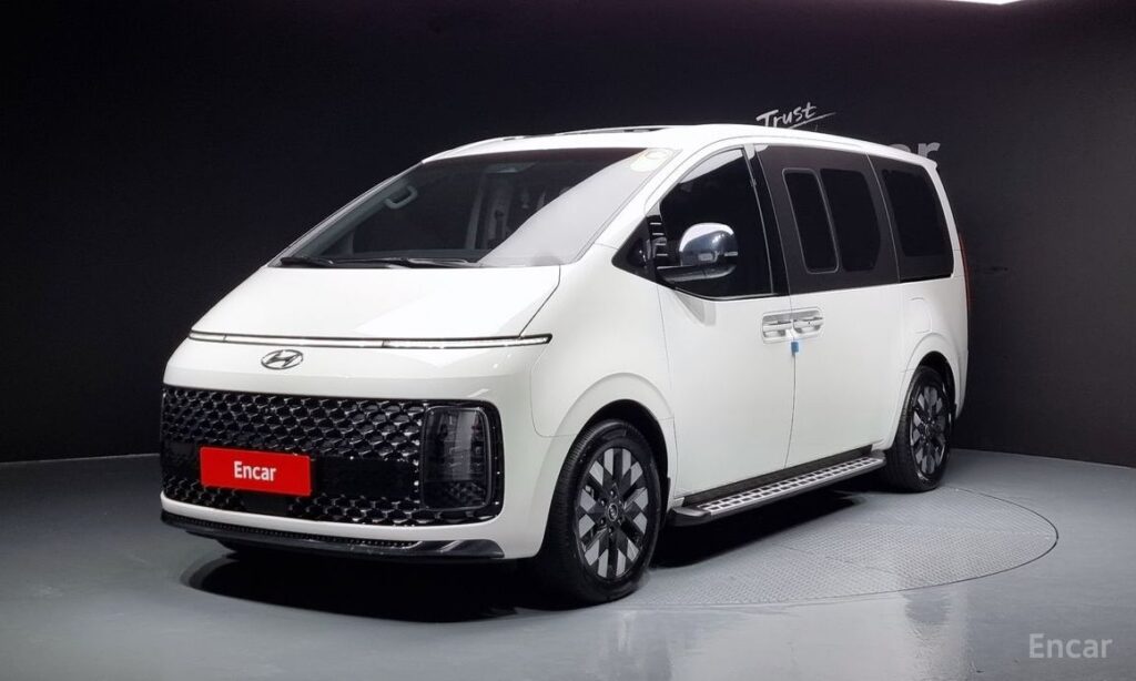 Hyundai Staria 2022