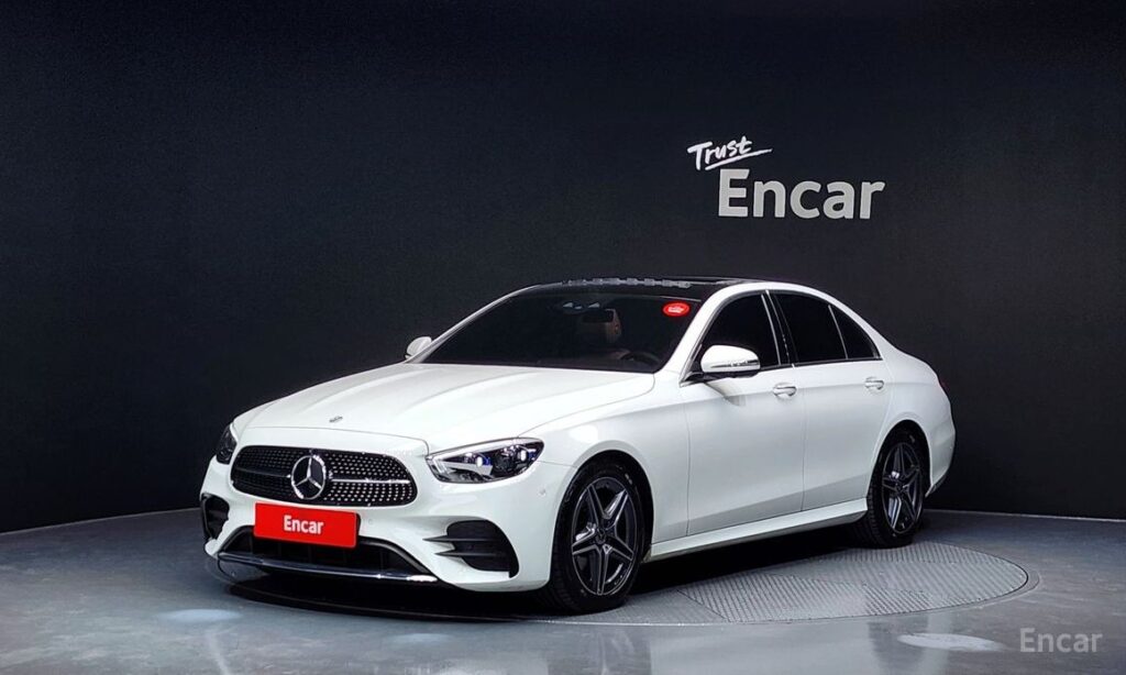 Mercedes-Benz E-Class 2023