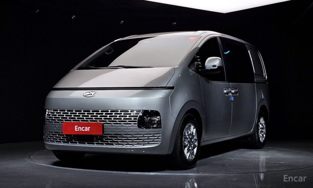 Hyundai Staria 2022