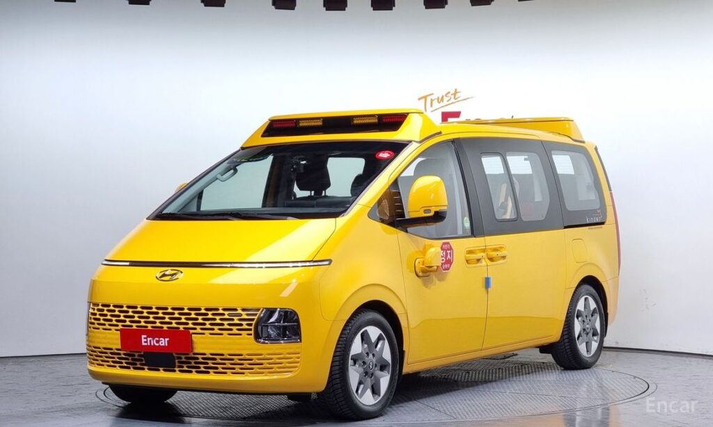 Hyundai Staria 2023