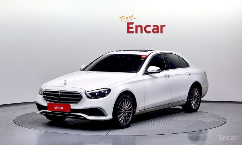 Mercedes-Benz E-Class 2023