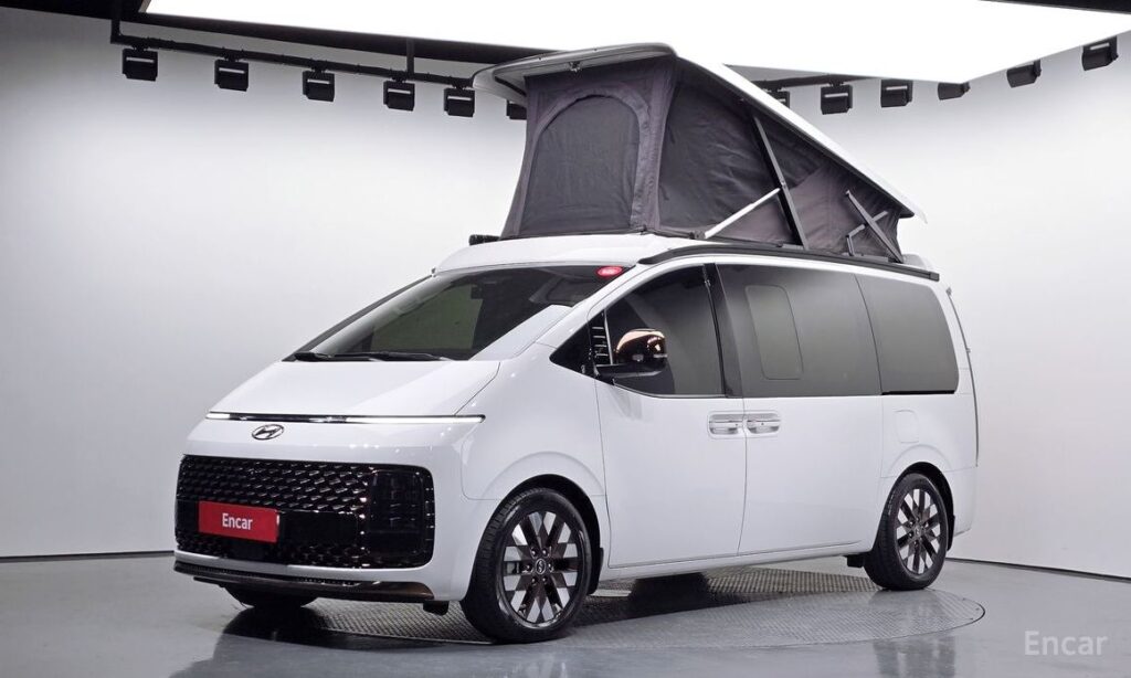 Hyundai Staria 2023