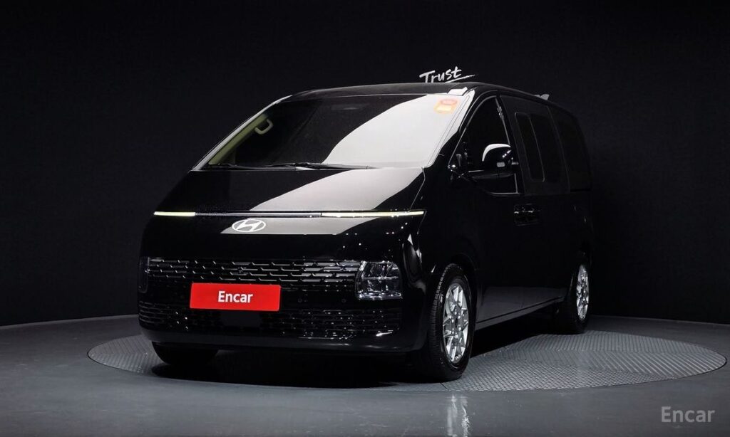 Hyundai Staria 2025