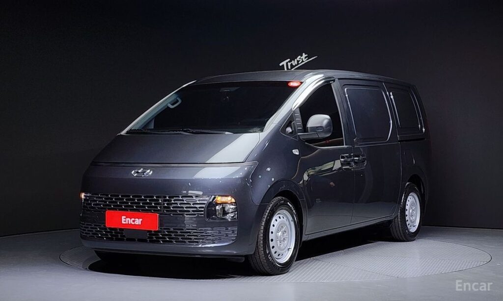 Hyundai Staria 2022