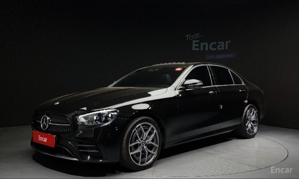 Mercedes-Benz E-Class 2023