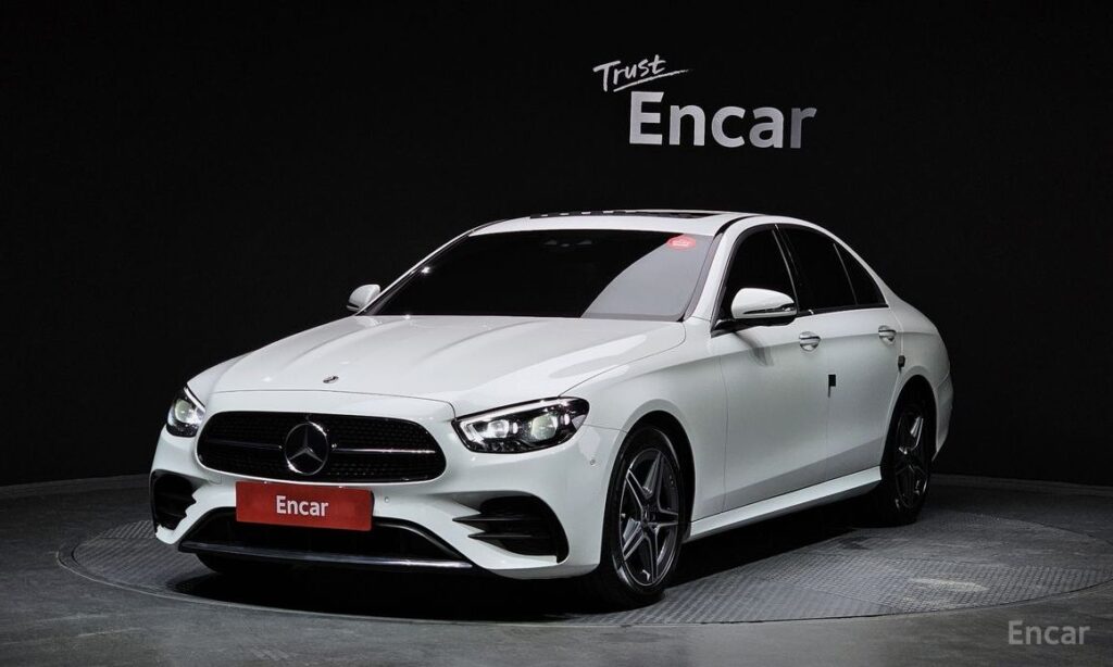 Mercedes-Benz E-Class 2023