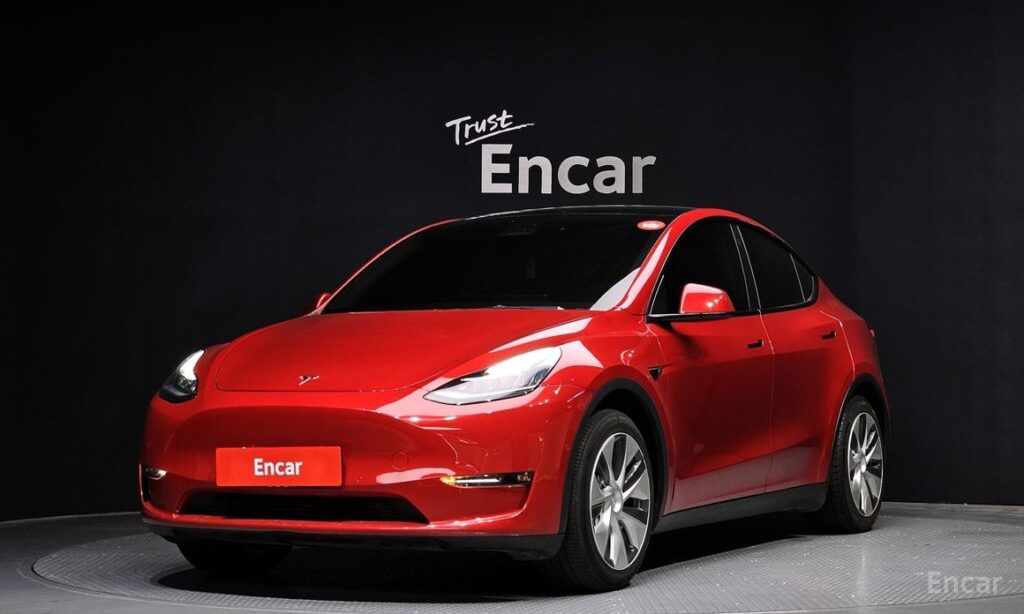 Tesla Model Y 2021