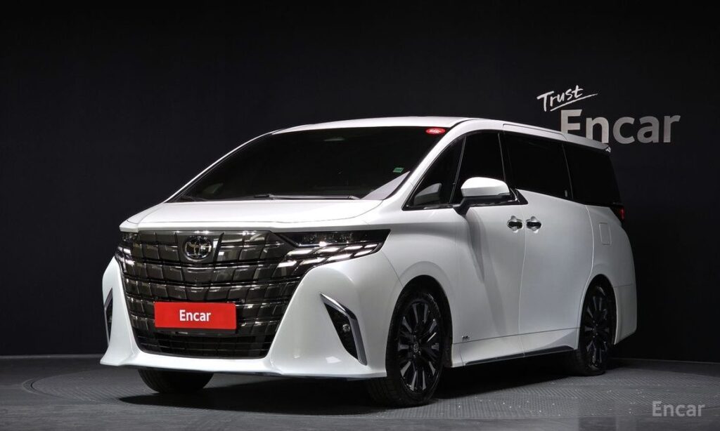 Toyota Alphard 2024