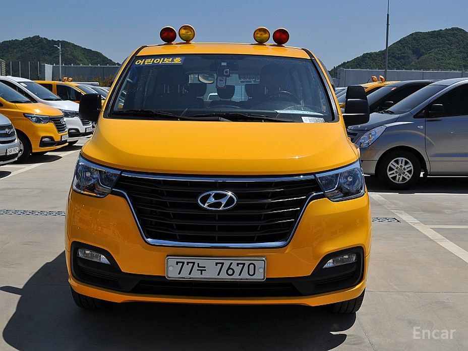 Hyundai Starex 2021
