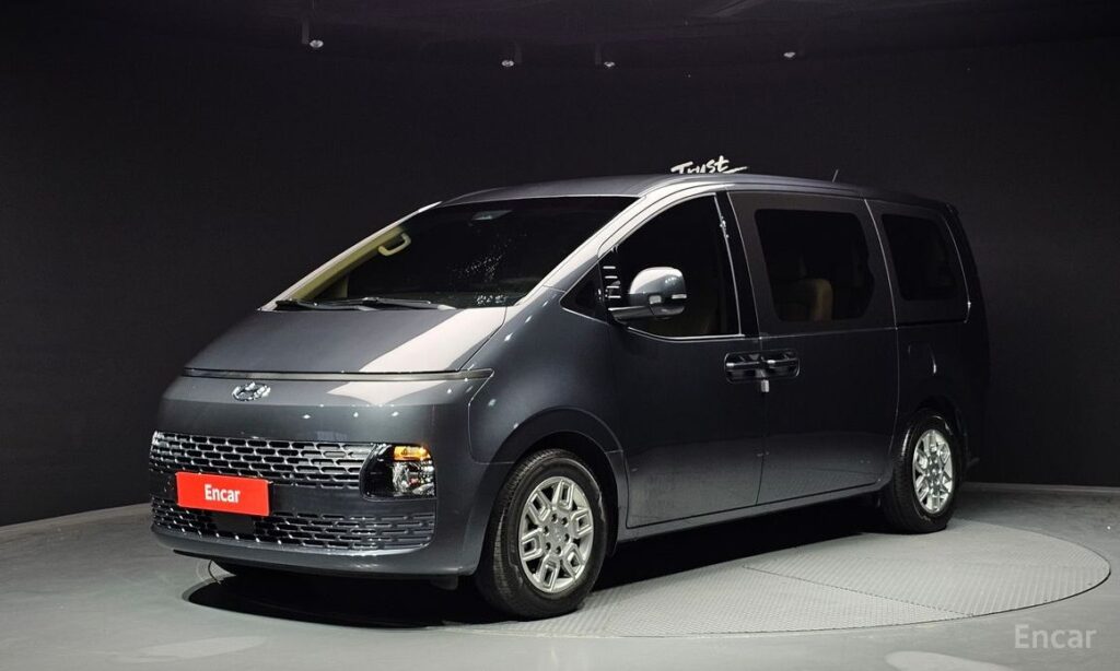 Hyundai Staria 2023