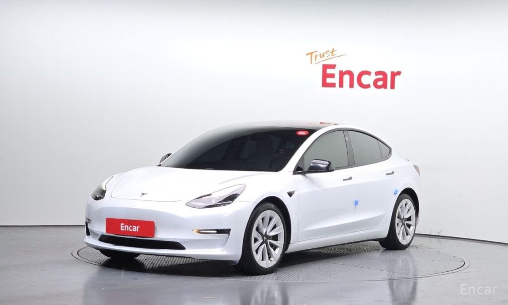 Tesla Model 3 2021