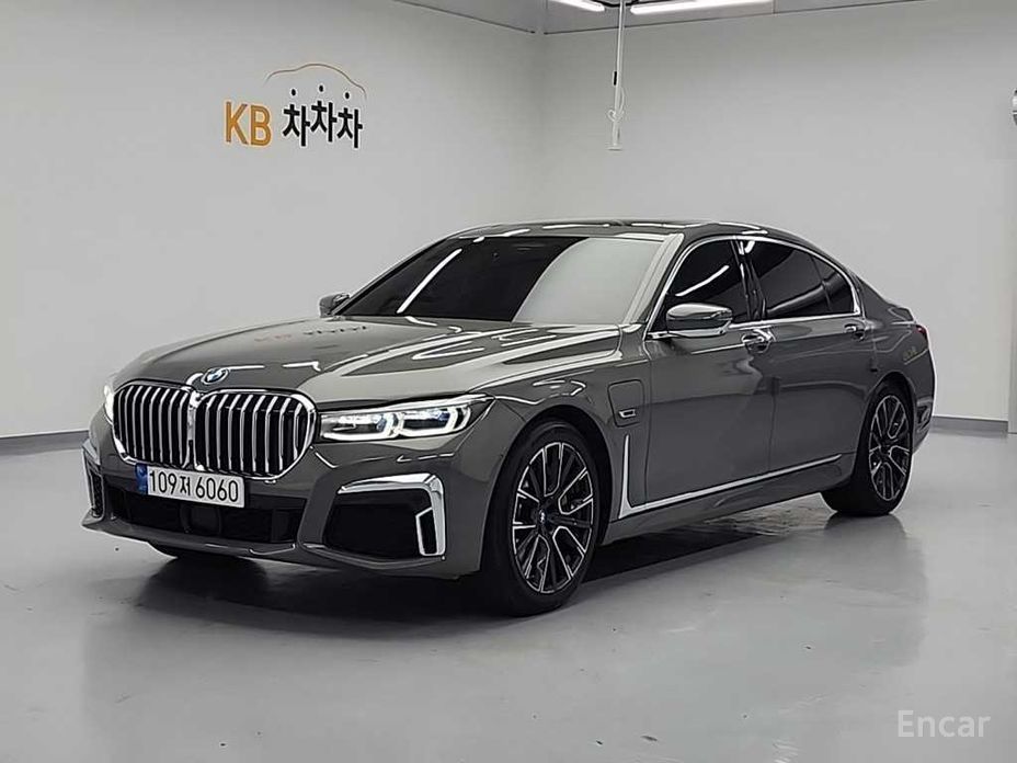 BMW 7-Series 2022