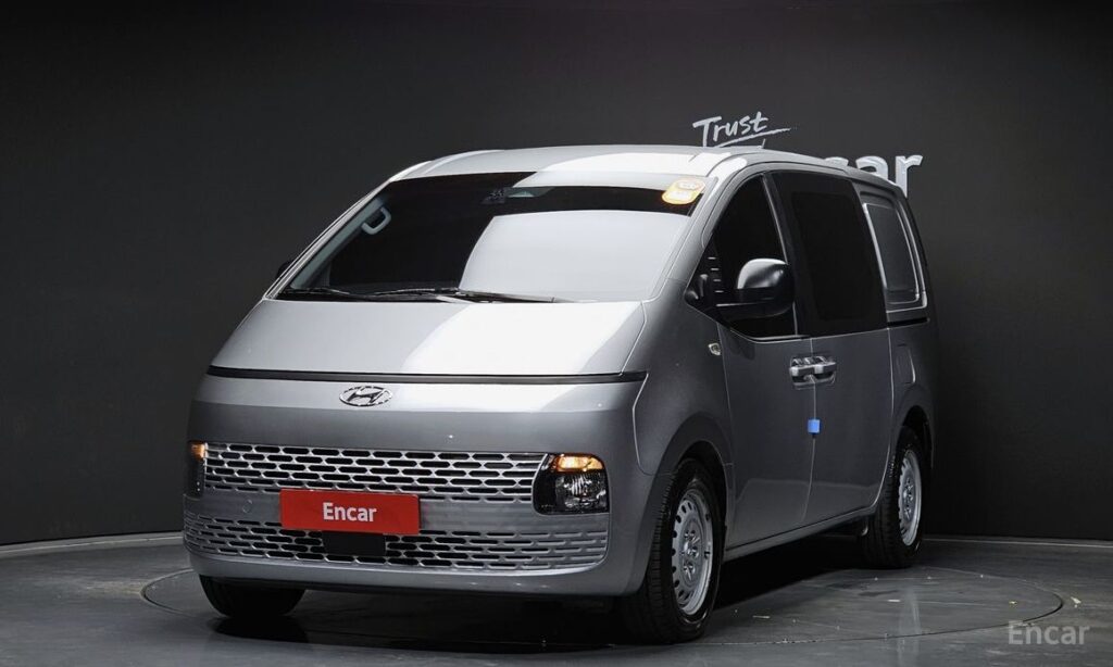 Hyundai Staria 2022